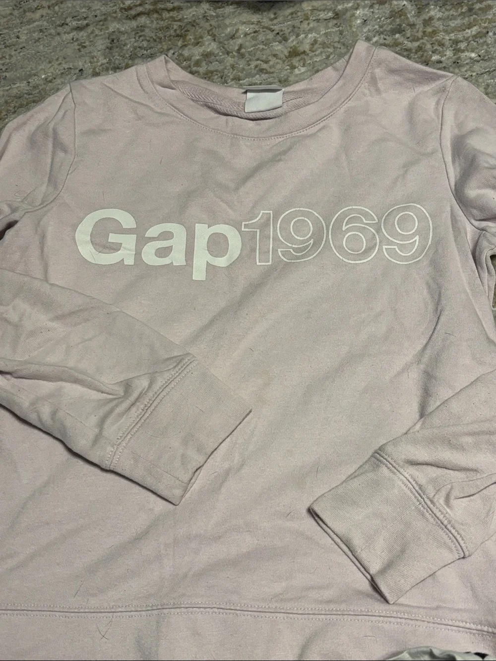 GAP Light Pink Long-Sleeve Logo Tee/ Hurley t shirt / H&M long sleeve